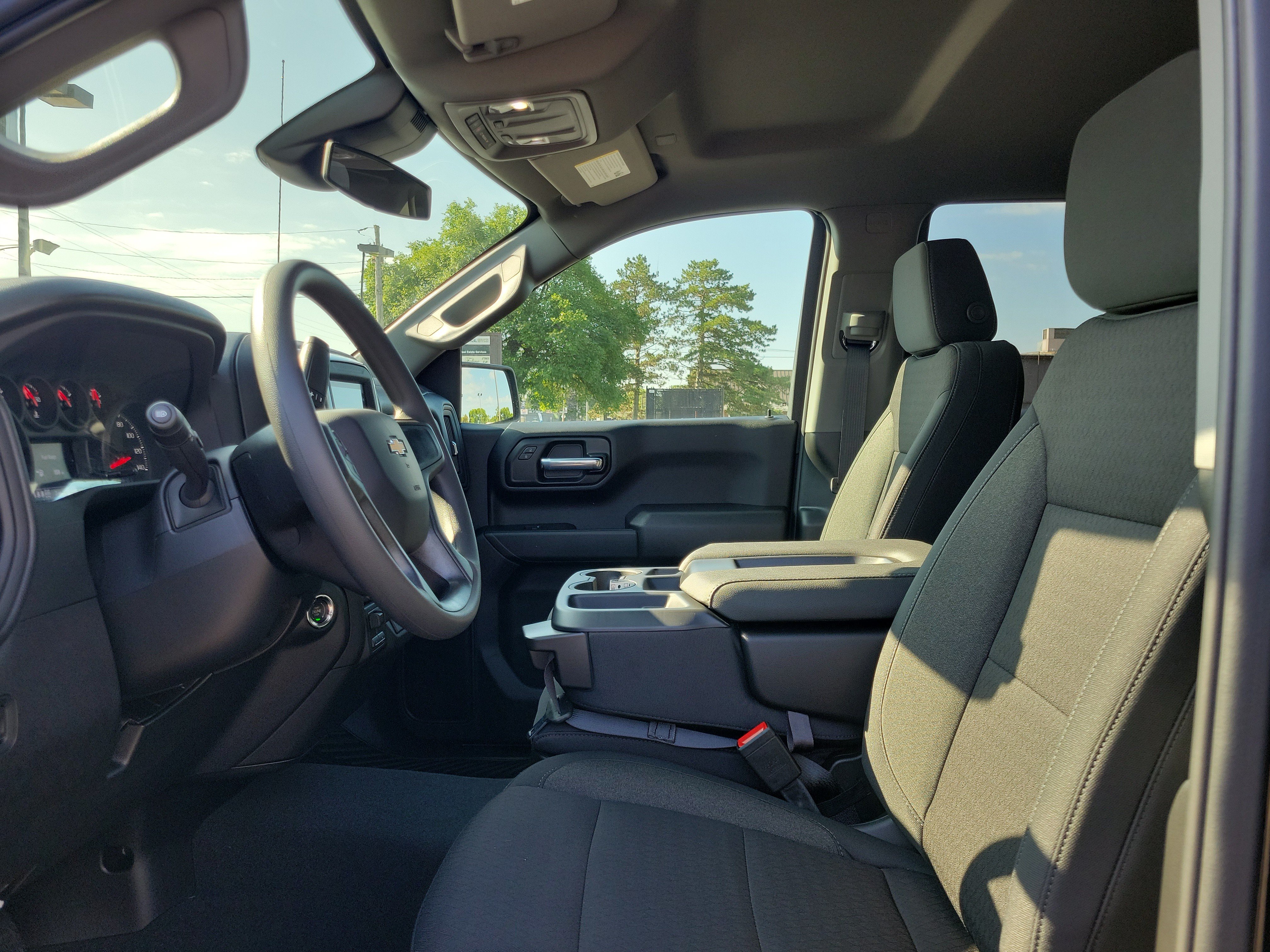 Used 2026 Chevrolet Silverado 1500 Custom AWD/4WD image 15