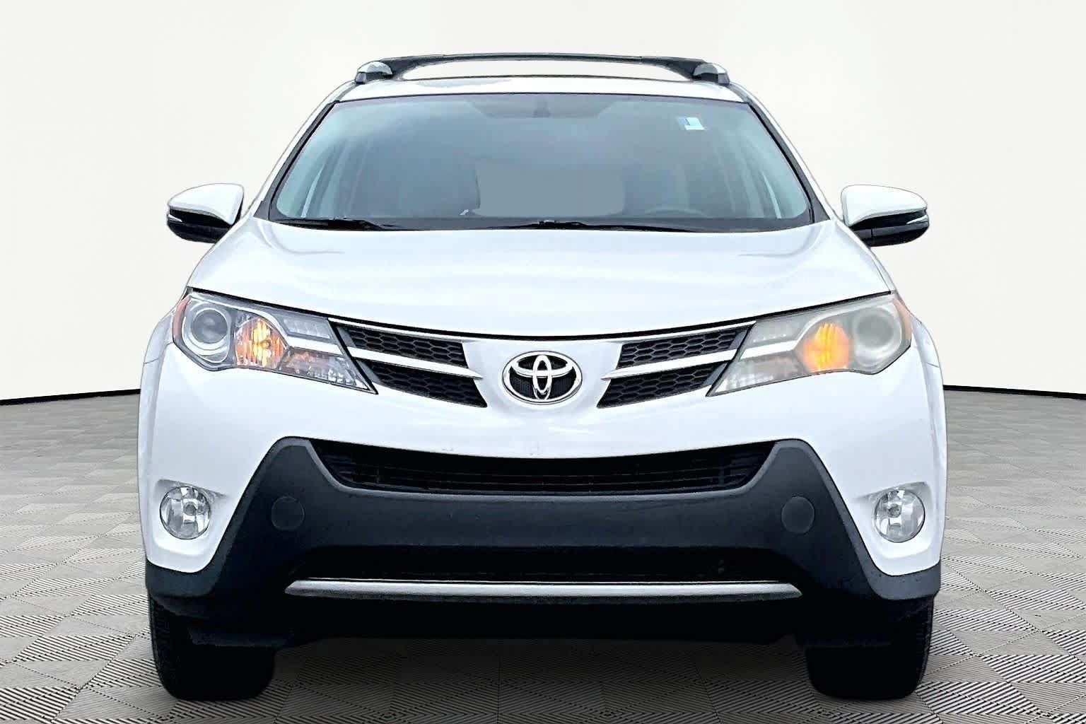 Used 2014 Toyota RAV4 XLE FWD image 4