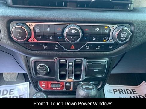 Used 2024 Jeep Wrangler Unlimited Sport AWD/4WD image 14