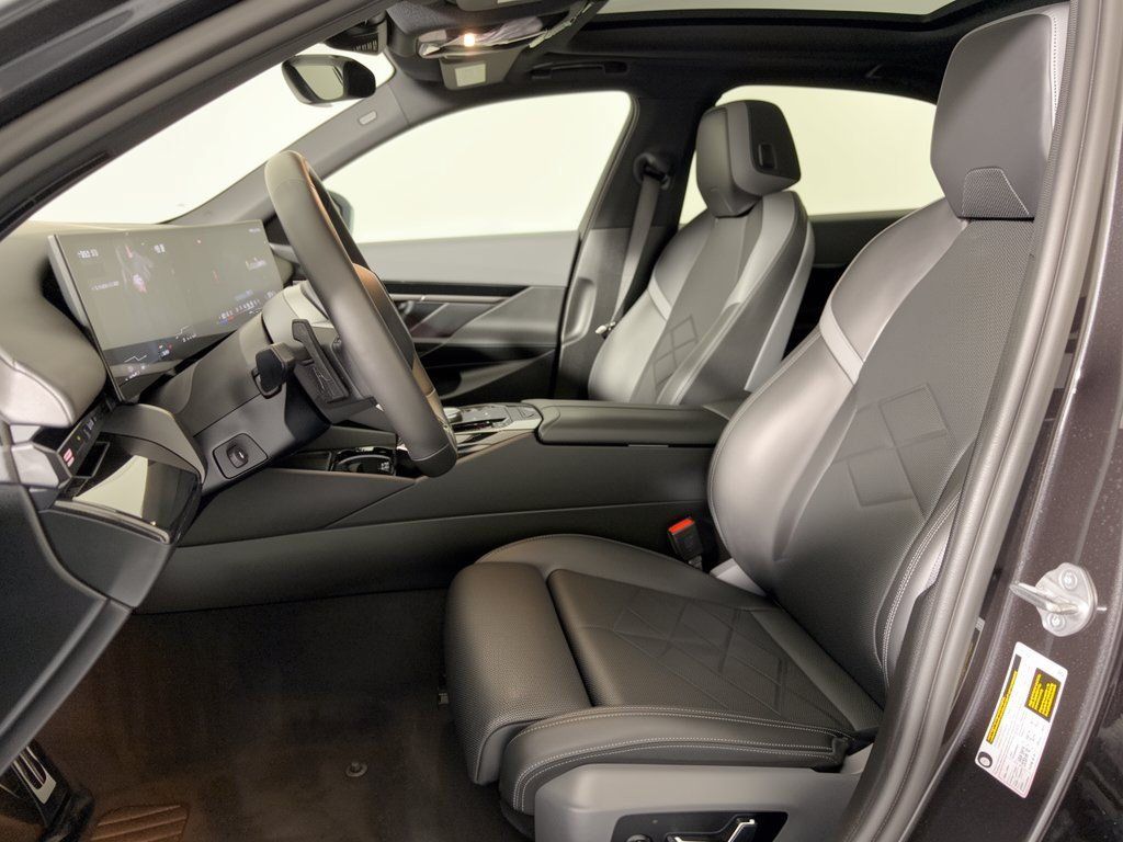 Certified 2024 BMW 530i w/ M Sport Package RWD image 5
