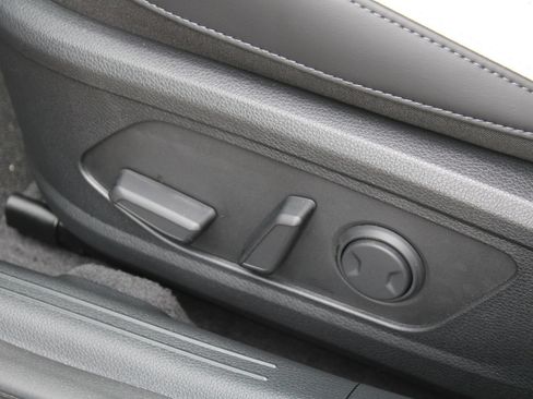 New 2026 Kia K5 GT-Line w/ GT-Line Premium Package FWD image 22