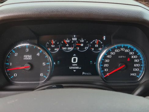 Used 2017 GMC Yukon XL Denali RWD image 19