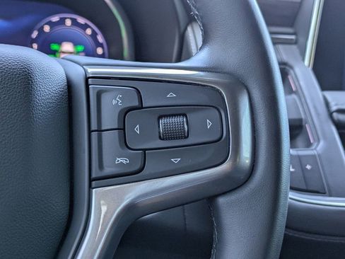 Used 2023 Chevrolet Suburban Z71 image 29