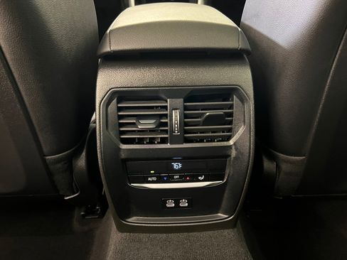 Used 2025 BMW 330i xDrive Sedan w/ Premium Package AWD/4WD image 34