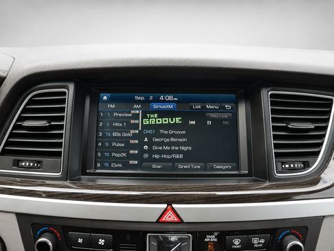 Used 2018 Genesis G80 3.8 RWD image 35
