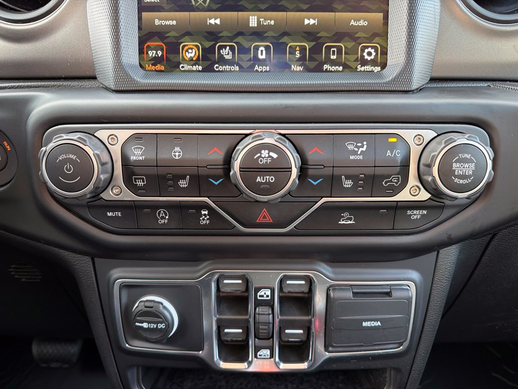 Used 2023 Jeep Wrangler Unlimited Sport AWD/4WD image 26