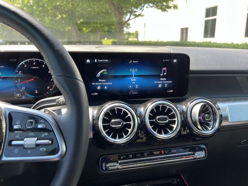 Certified 2023 Mercedes-Benz GLB 250 image 18