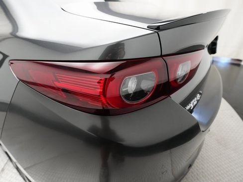 Used 2025 MAZDA MAZDA3 2.5 Turbo Sedan w/Premium Plus image 32