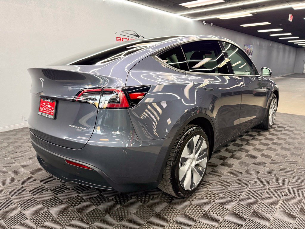 Used 2023 Tesla Model Y Long Range AWD/4WD image 14