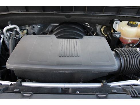 Used 2023 Chevrolet Tahoe Z71 w/ Luxury Package image 35