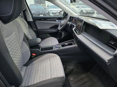 New 2026 Volkswagen Tiguan S image 32