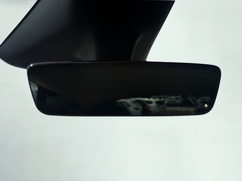 Used 2024 Tesla Model Y Long Range RWD image 57