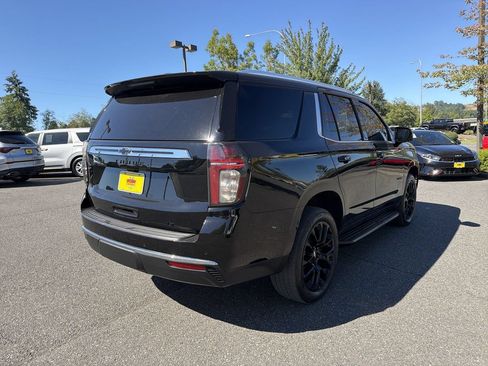 Certified 2022 Chevrolet Tahoe LT w/ LT Signature Plus Package AWD/4WD image 9