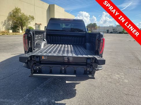 Used 2025 GMC Sierra 2500 AT4 w/ AT4 Premium Plus Package image 8