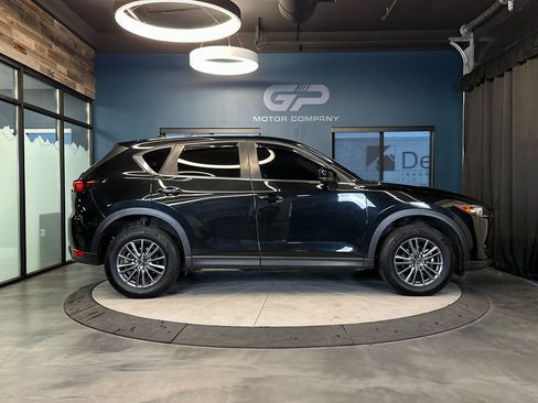 Used 2021 MAZDA CX-5 Touring image 2