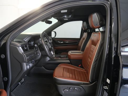 Used 2024 GMC Yukon Denali Ultimate image 25