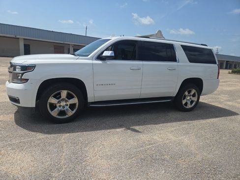 Used 2020 Chevrolet Suburban Premier RWD image 5