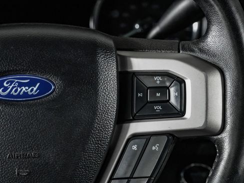 Used 2019 Ford F250 Lariat w/ Lariat Ultimate Package AWD/4WD image 19