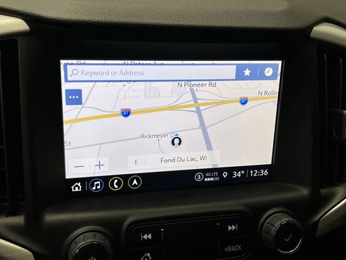 Used 2022 GMC Terrain SLE w/ Driver Convenience Package image 5