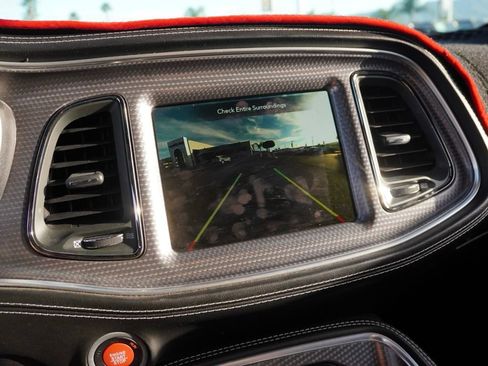 Used 2021 Dodge Challenger SRT Hellcat Redeye image 15