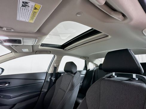 Used 2025 Honda Accord SE image 25
