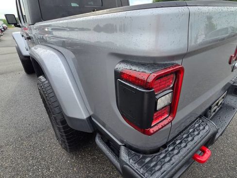 Used 2020 Jeep Gladiator Rubicon AWD/4WD image 13