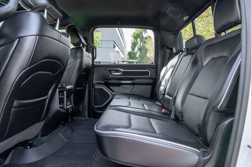 Used 2023 RAM 1500 Laramie AWD/4WD image 16