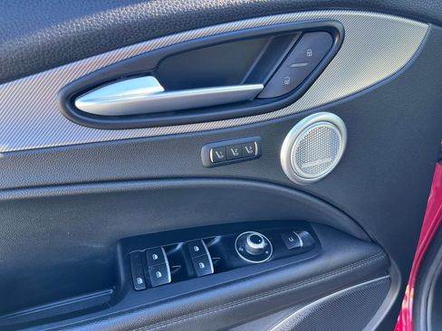 Used 2019 Alfa Romeo Stelvio Ti Sport w/ Quick Order Package 22S Sport image 15