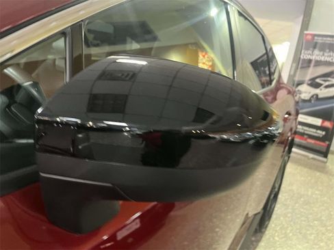 Used 2025 Nissan Murano SV image 11