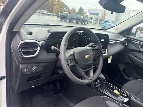 New 2026 Chevrolet TrailBlazer LT image 10