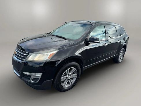 Used 2017 Chevrolet Traverse LT FWD image 6