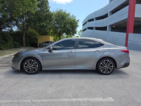 Certified 2025 Toyota Camry XLE FWD image 8