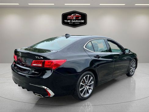 Used 2018 Acura TLX V6 SH-AWD image 5