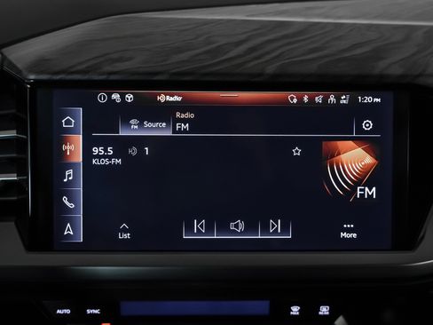 Used 2024 Audi Q4 e-tron Prestige w/ Black Optic Package image 20