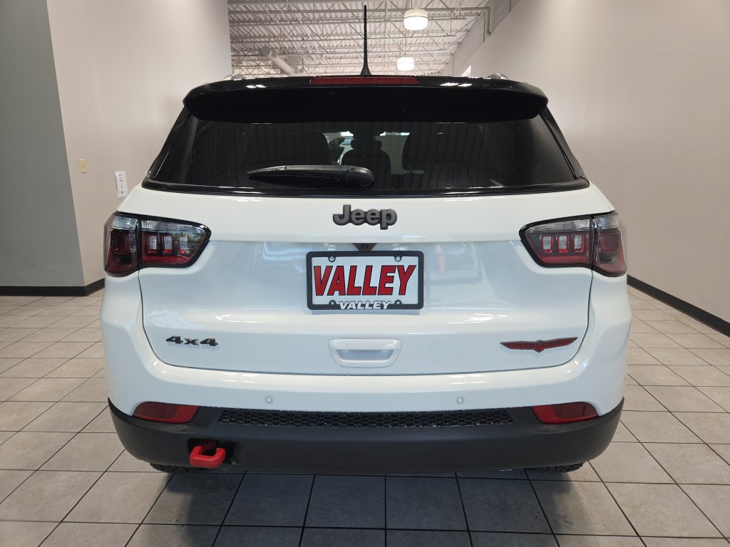 New 2026 Jeep Compass Trailhawk AWD/4WD image 6