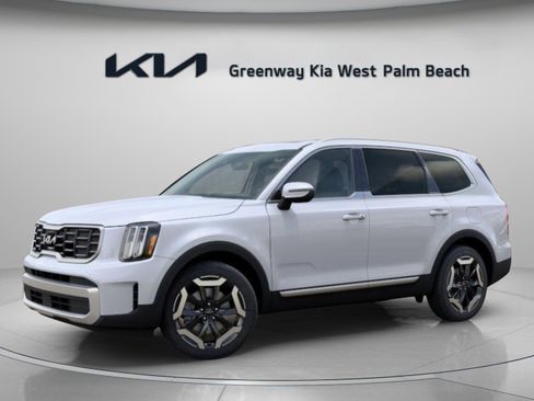 New 2025 Kia Telluride S image 4