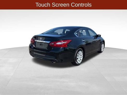 Used 2018 Nissan Altima 2.5 S w/ S Convenience Package FWD image 7