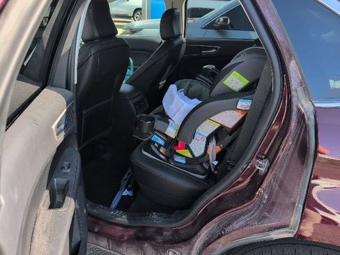 Used 2021 Ford Edge SEL w/ Convenience Package AWD/4WD image 13