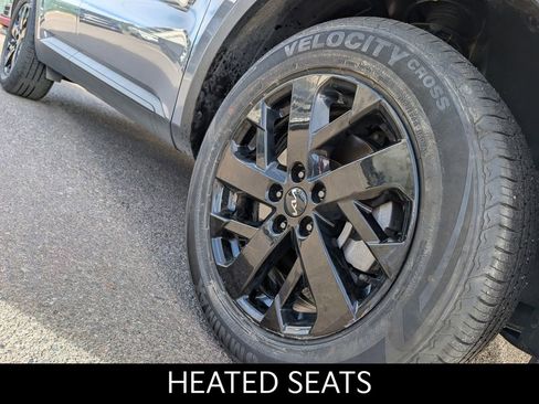 Certified 2023 Kia Sorento S w/ Panoramic Sunroof Package image 8