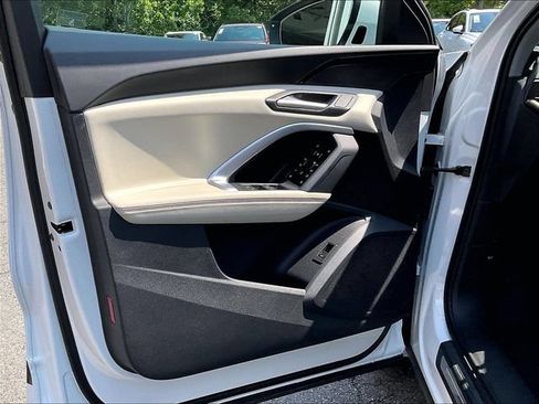Certified 2025 Audi Q5 Premium w/ Convenience Package AWD/4WD image 29