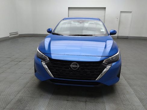 Used 2025 Nissan Sentra SV FWD image 15