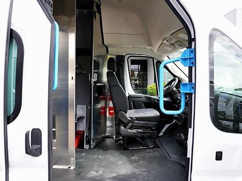 New 2024 RAM ProMaster 3500 w/ Delivery Van Package image 13