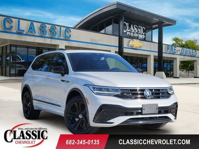 Used 2023 Volkswagen Tiguan SE R-Line
