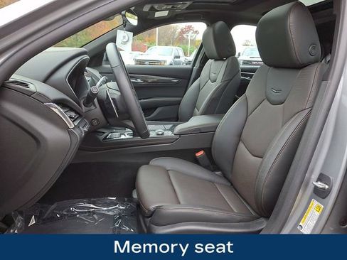 Used 2024 Cadillac CT5 Sport w/ Technology Package image 17