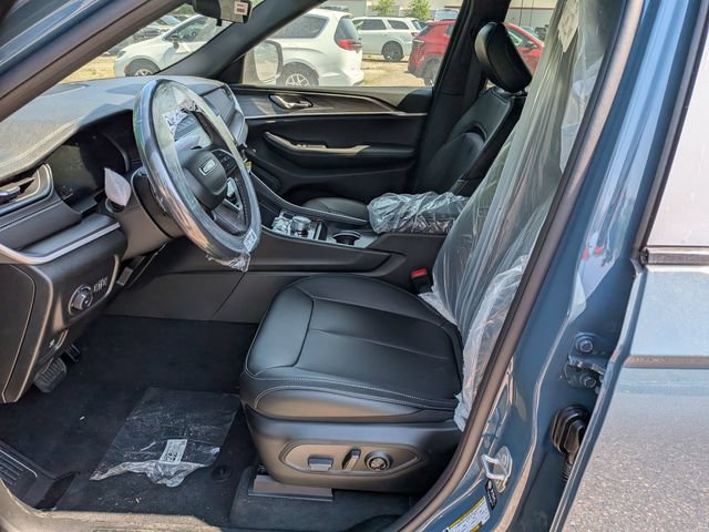 New 2026 Jeep Grand Cherokee Limited AWD/4WD image 9