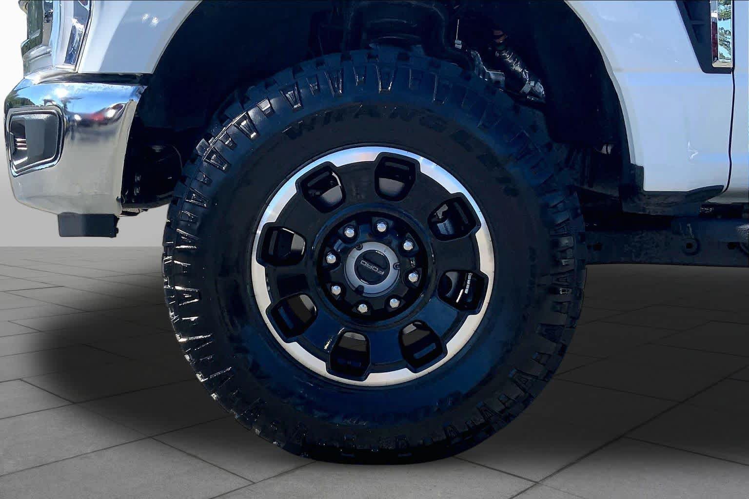 Used 2026 Ford F250 Lariat w/ Tremor Off-Road Package AWD/4WD image 11