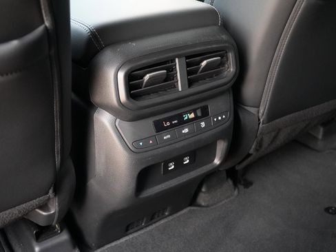 Used 2026 Honda Pilot EX-L image 17