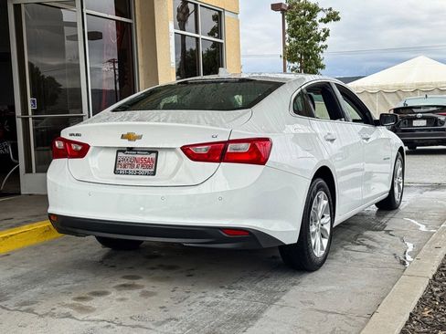 Used 2024 Chevrolet Malibu LT image 4