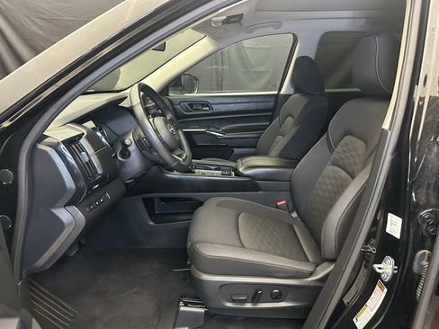 Used 2024 Nissan Pathfinder SV AWD/4WD image 21