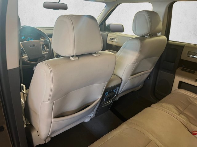 Used 2011 Ford Flex SEL w/ Rapid Spec Order Code FWD image 16